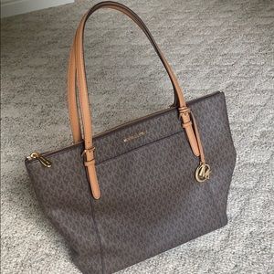 Micheal Kors Brown Tote